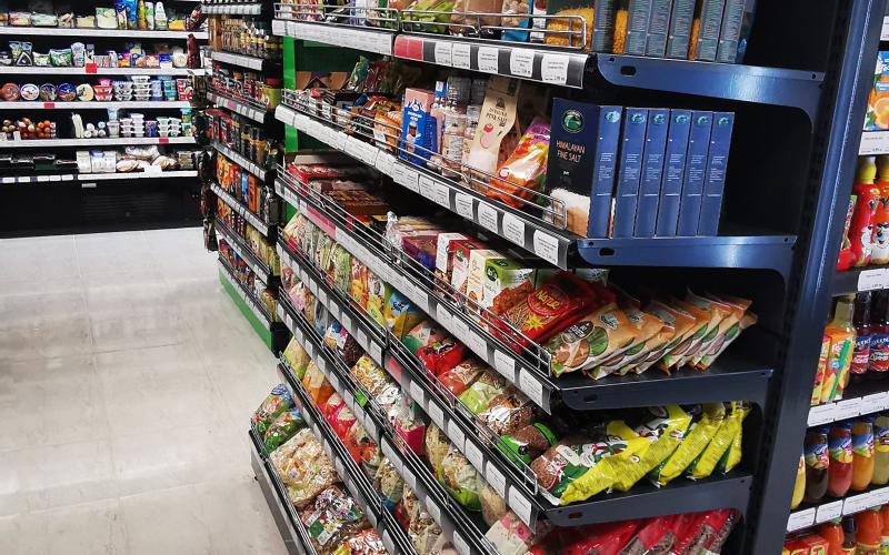 S_mart магазин за хранителни стоки Ес Джи Груп ЕООД Оборудване за търговски обекти и складове